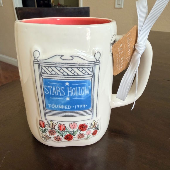 Rae Dunn Other - NWT Gilmore Girls Stars Hollow Mug